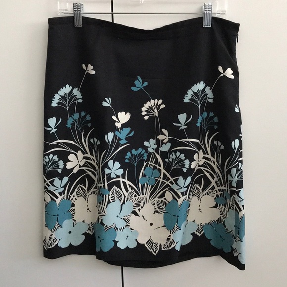 Spring skirt from Loft, Size 10 - Picture 1 of 5